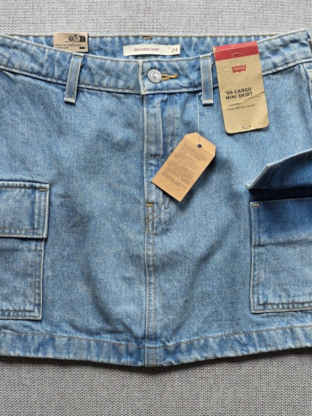 NWT 94 Levi's Cargo Skirt Size 24